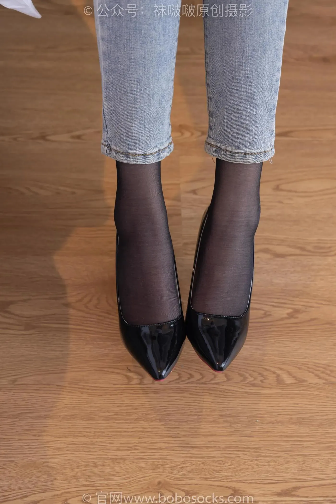 [BoBoSocks袜啵啵]NO.181 小甜豆-高跟鞋、黑丝、裤里丝 [134P]插图3
